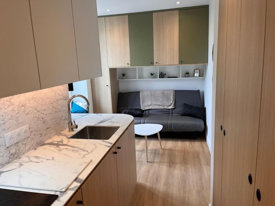 Studio Melun Peaceful Area 5 Min To Train Station Buitenkant foto